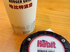 -The Habit Burger Grill 哈比特汉堡(复兴soho店)