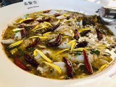 -渔语鱼新川菜Bistro(万象天地店)