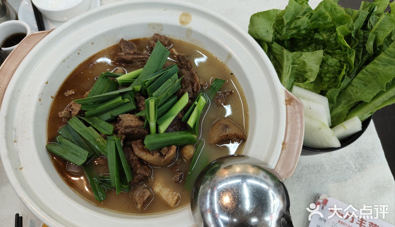 拜完黄大仙就来食万丰菜馆｜寻味芳村便靓正😎