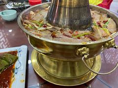-撒拉人家.酸菜牦牛肉火锅