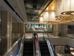 -北京七彩云南翡翠珠宝旗舰店(月坛店)