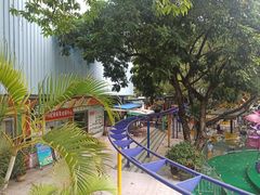 -顺德大良半月城游乐场