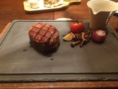 牛菲力-恰餐厅及酒吧 CHAR Bar & Grill (北京丽都皇冠假日店)