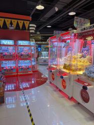 -哈尼鹿儿童乐园(长沙梅溪湖步步高店)