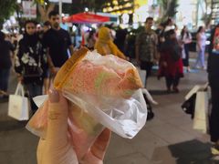 -詹爷爷乌节路街头冰淇淋