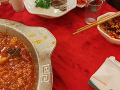 -山城年华老火锅(玉林店)