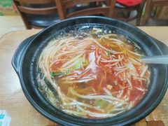 -天瑞福云南过桥米线(十里河店)