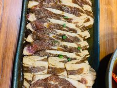 秘制肥牛-草家酱蟹炭火烤肉店(珲春南路一店)