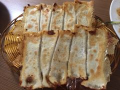 -阿洪锅贴王(小吃城店)