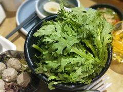 茼蒿菜-左庭右院鲜牛肉火锅(金山万达店)