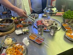 -哈哈碳都·牛肋条无限自助烤肉(台江万达店)