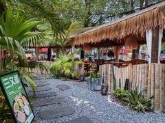 -二厨·吊桥小院·脆皮烧鸡公·本地农家菜(沿江西路店)
