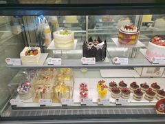 面包甜点陈列柜-BreadTalk面包新语·烘焙蛋糕(海岸城店)