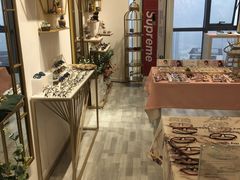 -肆兮眼镜·蔡司·徕卡战略合作店(大坪店)