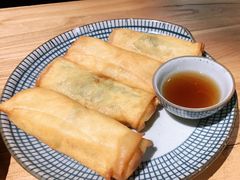雪菜黄鱼春卷-南小蟹手工點心(三里屯店)