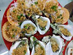 -小辣妹川味海鲜加工店(第一市场椰风巷店)