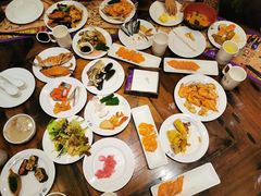 -四海一家自助餐(益田假日广场店)