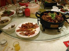 -鲁小三·大骨自助(金山总店)
