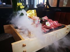 -铭牛烧肉·和牛海鲜自助(高新月牙湖店)