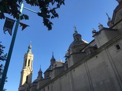 -皮拉尔圣母圣殿主教座堂