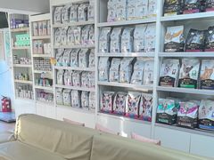 -宠颐生中康贝怡动物医院