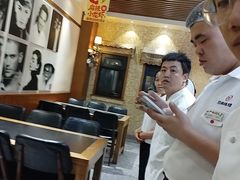 -白氏兄弟烧烤(富康路总店)