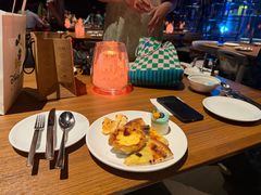 -东方明珠·空中旋转餐厅