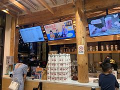 -霸王茶姬(南强街店)