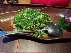 大理风味葱椒鸡-花马天堂云南餐厅 Lost Heaven(高邮路店)