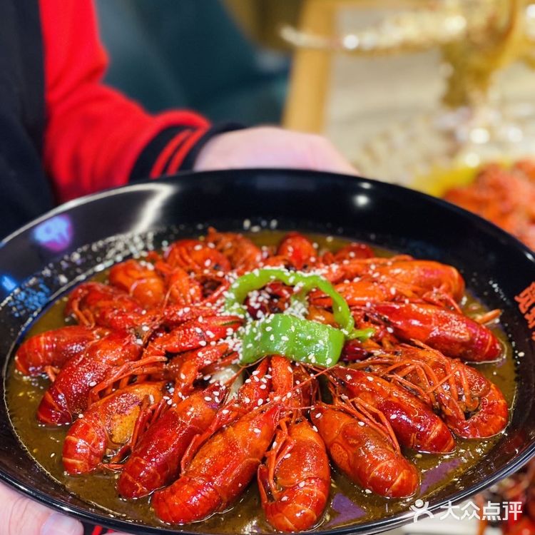 吃一次就爱上了的吃小龙虾神仙地