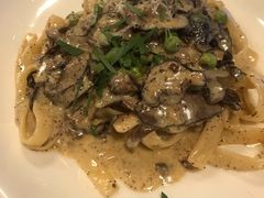 -WOLFGANG PUCK KITCHEN & BAR(迪士尼小镇店)