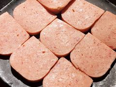 梅林午餐肉-锅盖叔叔盘盘烤肉