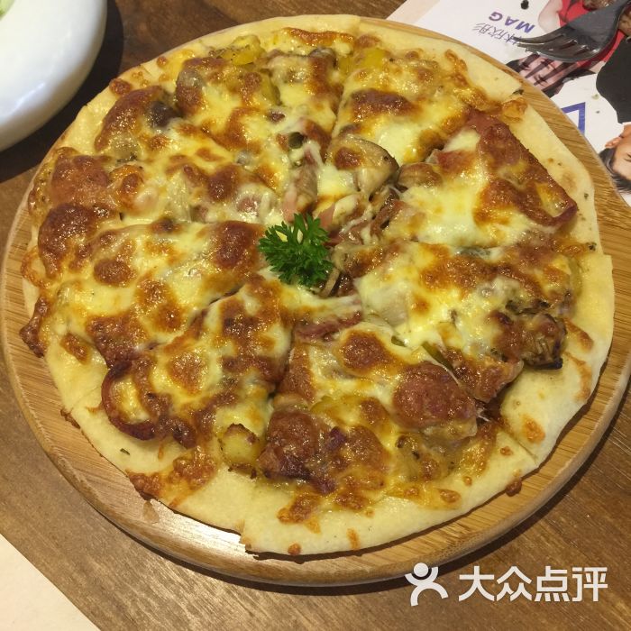 rohs璐斯音乐餐吧(东莞君尚店)芝士牛肉披萨图片 - 第10张