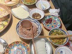 -洱火云南酸菜牛肉火锅(石景山当代商城店)