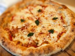 那不勒斯玛格丽特披萨-马克西姆俄罗斯餐厅(通亚街店)