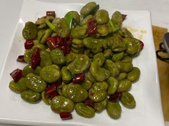 炝炒蚕豆-小四川水煮鱼(南六中路店)