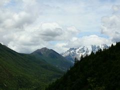 -亚拉雪山风景区