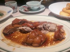 -维园悦谱·海派家常菜(乌鲁木齐南路店)