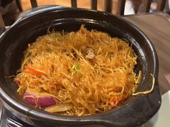金针菇粉丝肥牛煲-有璟阁港式餐厅(国贸商城店)