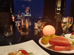 -唐拉雅秀酒店-西锦汇空中BBQ·思创餐厅