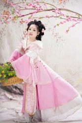 -九月鹰飞汉服摄影工作室