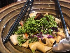 油泼香椿莜面-西贝(上海新梅广场店)