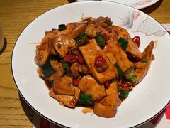 -爱碗亭·鲜炒湖南菜(壹城中心店)
