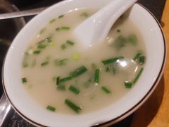 -肖仙仙羊肉汤·创于1996年(三官堂总店)