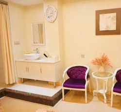 -悦芳庭美肤美体品牌集合店