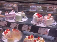 -巴黎贝甜(大宁国际商业广场店)