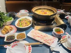 -邹开喜·小海鲜醉鸡煲·潮汕鲜切牛肉店(襄阳北路店)