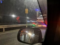 -小昆山服务区-停车场