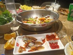 -七欣天香辣蟹火锅(上海银亿滨江店)