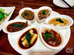 关中小吃拼-天下第一面(大雁塔北广场店)